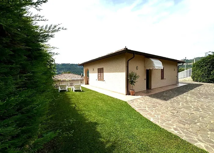 Pink House Camporosso (Liguria)